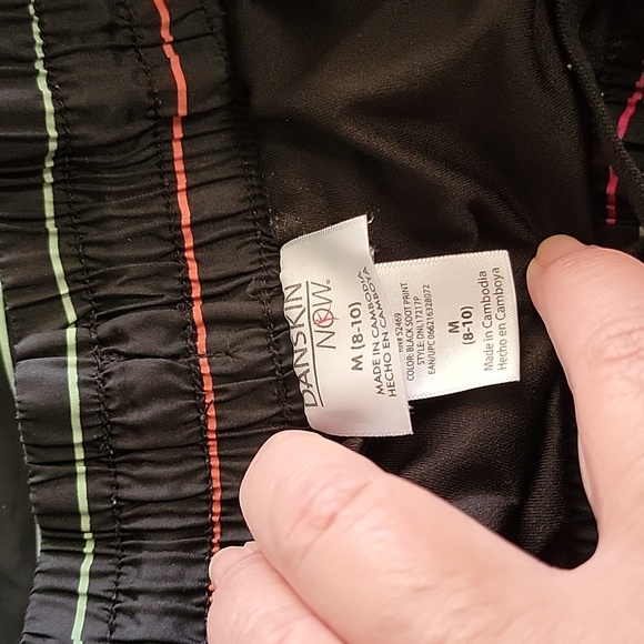 Danskin Now black with multi color stripes exercise shorts size M (8-10) women's - Picture 5 of 6